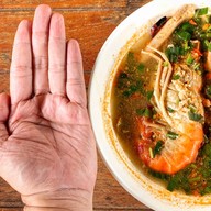 ครัวเจ๊อร อาหารป่าตามสั่ง พระนครศรีอยุธยา