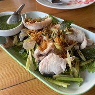 อมยิ้ม