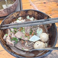 เมนูของร้าน ก๋วยเตี๋ยวเรือโซดา (ชามกะลา)