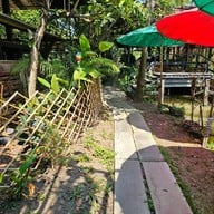 โพเมโล่ คาเฟ่’