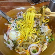 ตุ๋ยข้าวซอยแม่สอด