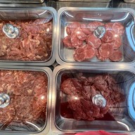 ฟิน ฟินหมูกระทะ