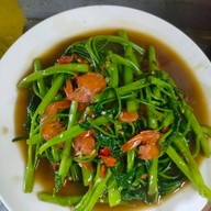 บอลราดหน้ายอดผัก&อาหารตามสั่ง