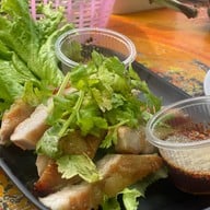 เมนูของร้าน ยำแซ่บสามพี่น้อง