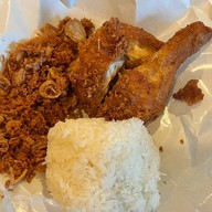 เมนูของร้าน ร้านบังหมานไก่ทอดหาดใหญ่ อิสลาม สาขา 2