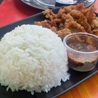 เมนูของร้าน ยำแซ่บสามพี่น้อง