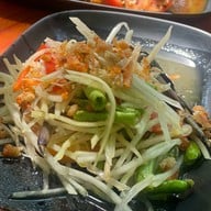 เมนูของร้าน ยำแซ่บสามพี่น้อง