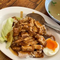 ไผ่เขียว บะหมี่เป็ดย่าง อำเภอชนบท