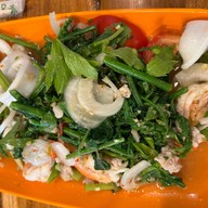 รุ่งโภชนา