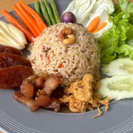 วินเทจการ์เด้น จ.นครนายก