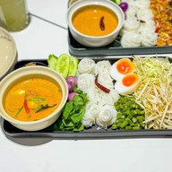 ขนมจีนบางกอก เซ็นทรัลปิ่นเกล้า