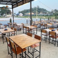 ฟิน ฟินหมูกระทะ