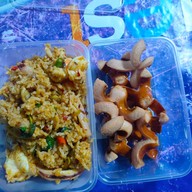 บอลราดหน้ายอดผัก&อาหารตามสั่ง