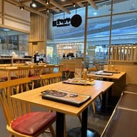 Karayama Cosmo Bazaar เมืองทองธานี