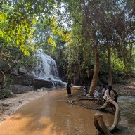 น้ำตกสำโรงเกียรติ