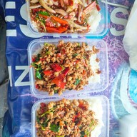 บอลราดหน้ายอดผัก&อาหารตามสั่ง