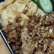 กะเพราเดือด Homey ครัวกินแซ่บ