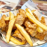 เมนูของร้าน Guljak Topokki Chicken ไอคอนสยาม