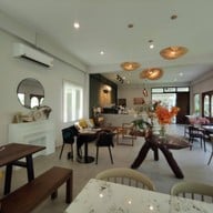 บรรยากาศ Homhuan-หอมหวน -