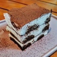 Tree Tales Cafe พัทยา นาเกลือ