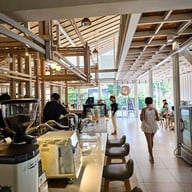 บรรยากาศ HARIO Cafe Bangkok Chokchai 4