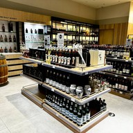 บรรยากาศ The Barrel ไอคอนสยาม