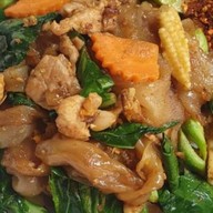 Nisa's Restaurant and Bar