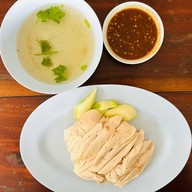 บ้านนงลักษณ์ข้าวมันไก่