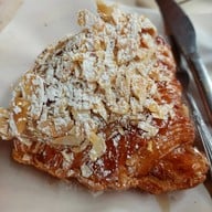 Chang Nan Coffee & Bakery  เวียงสา