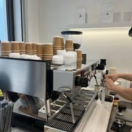 ti (ไท) coffee วัดมังกร