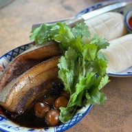 เมนูของร้าน รัญจวนใจ Local Cuisine