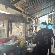 ก๋วยเตี๋ยวครูเงาะ