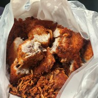 ร้านไก่ทอดหาดใหญ่บังมูซา(ตลาดพูลทรัพย์ ราษฎร์พัฒนา) ตลาดพูลทรัพย์