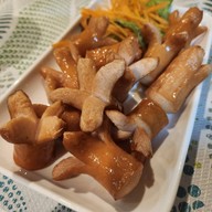 ครัวป้าตุ๋ย ประชาชื่น