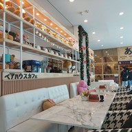 บรรยากาศ บ้านหมี กระเพรา ข้าวผัด ส้มตำ ตำเส้นเล็ก พิซซ่า พระราม 5