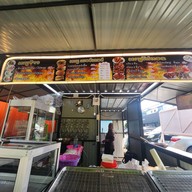 ร้านไก่ทอดหาดใหญ่บังมูซา(ตลาดพูลทรัพย์ ราษฎร์พัฒนา) ตลาดพูลทรัพย์