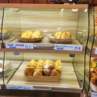 Harry House & Bakery (Soi Buakhao) Soi Buakhao