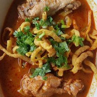 ก๋วยเตี๋ยวเรือบ้านฉัน(สันโค้งใหม่) สันโค้งใหม่