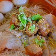จักรพรรดิก๋วยเตี๋ยวลูกชิ้นน้ำใส โพธิ์แก้ว-ลาดพร้าว101