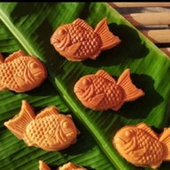 ขนมปลาเกาหลีพุง-ออ-ปัง ถนนรวมใจชน