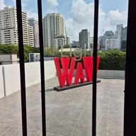 Waw Waffles And Waffles สุขุมวิท16