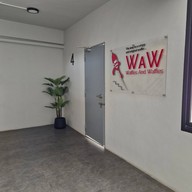 Waw Waffles And Waffles สุขุมวิท16