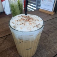 เมนูของร้าน Fernpresso Cafe ใกล้สนามบินเชียงใหม่