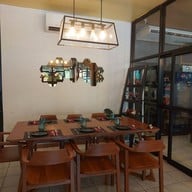 Little La Cuisine