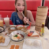 โชคดีติ่มซำ บรรทัดทอง