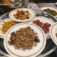 อร่อยบ้านบึง 2558