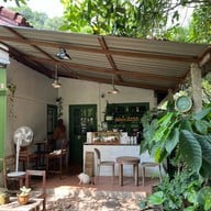 สะท้อน 2557 คาเฟ่