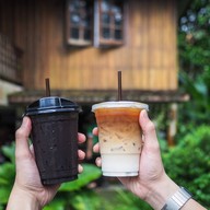 กาแฟในสวน บ้านพน