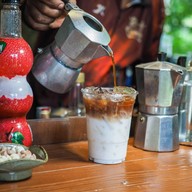 กาแฟในสวน บ้านพน