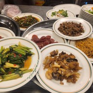 อร่อยบ้านบึง 2558